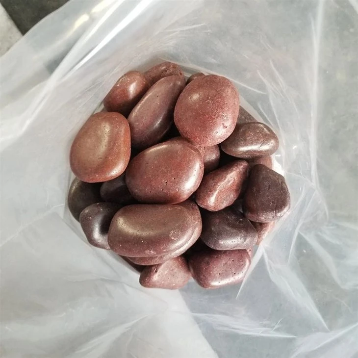 High-Quality-Black-White-Beige-Polished-River-Pebble-Stone-for-Garden-Landscaping.webp (1)(001)