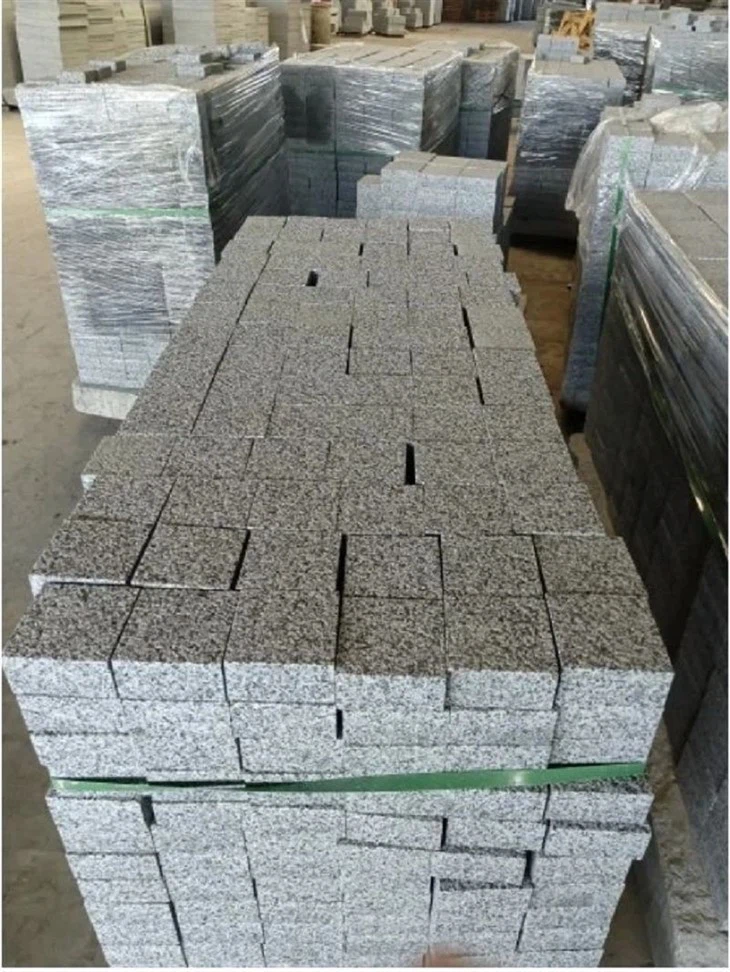 Laying-Granite-Cobble-Setts-Edging-for-Sale.webp (1)(001)