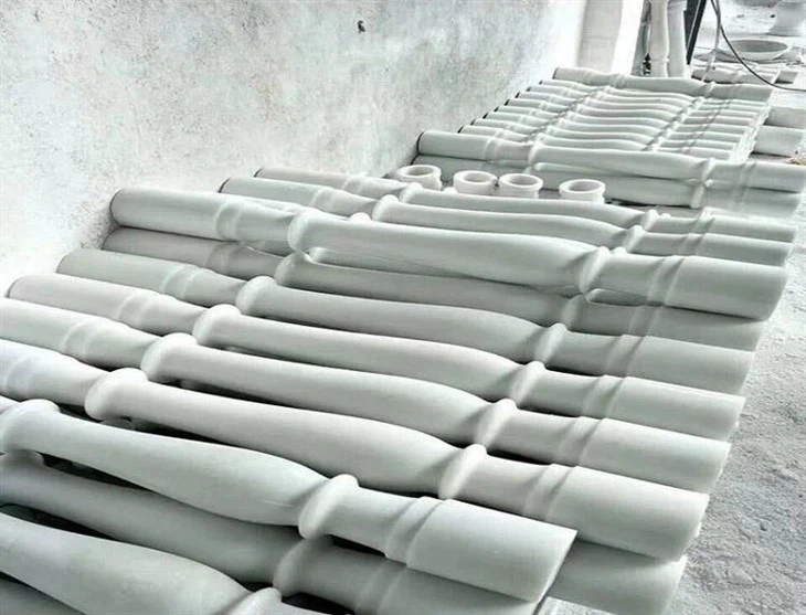 Natural-Stone-Red-Grey-White-Granite-Marble-Stone-Balustrade-Baluster-Price-for-Railing.webp (3)(001)