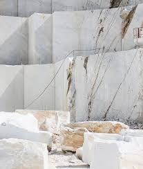 Polished Italian Calacatte White Marbles For Vanity Top