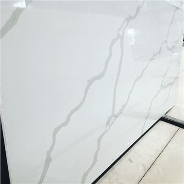 Calacatta Quartzo Branco